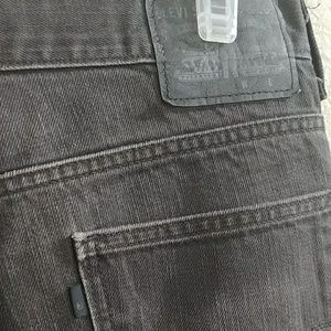 Levis 513